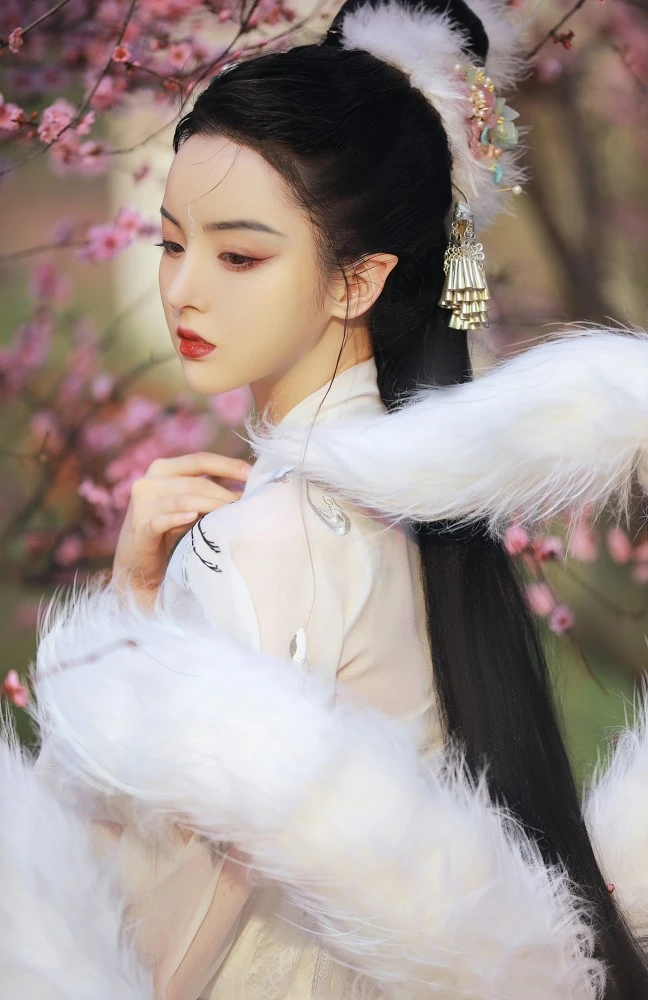 带朋友去兰州洗浴养生会所会所,让你体验极致奢华